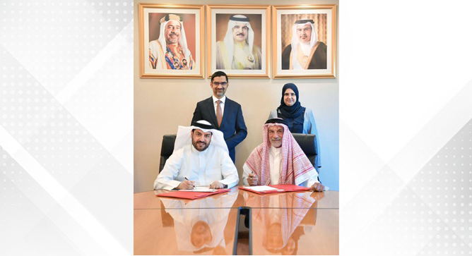 Municipalities and Agriculture Ministry allocates six agricultural plots to Bahraini farmers in Hoorat A’ali